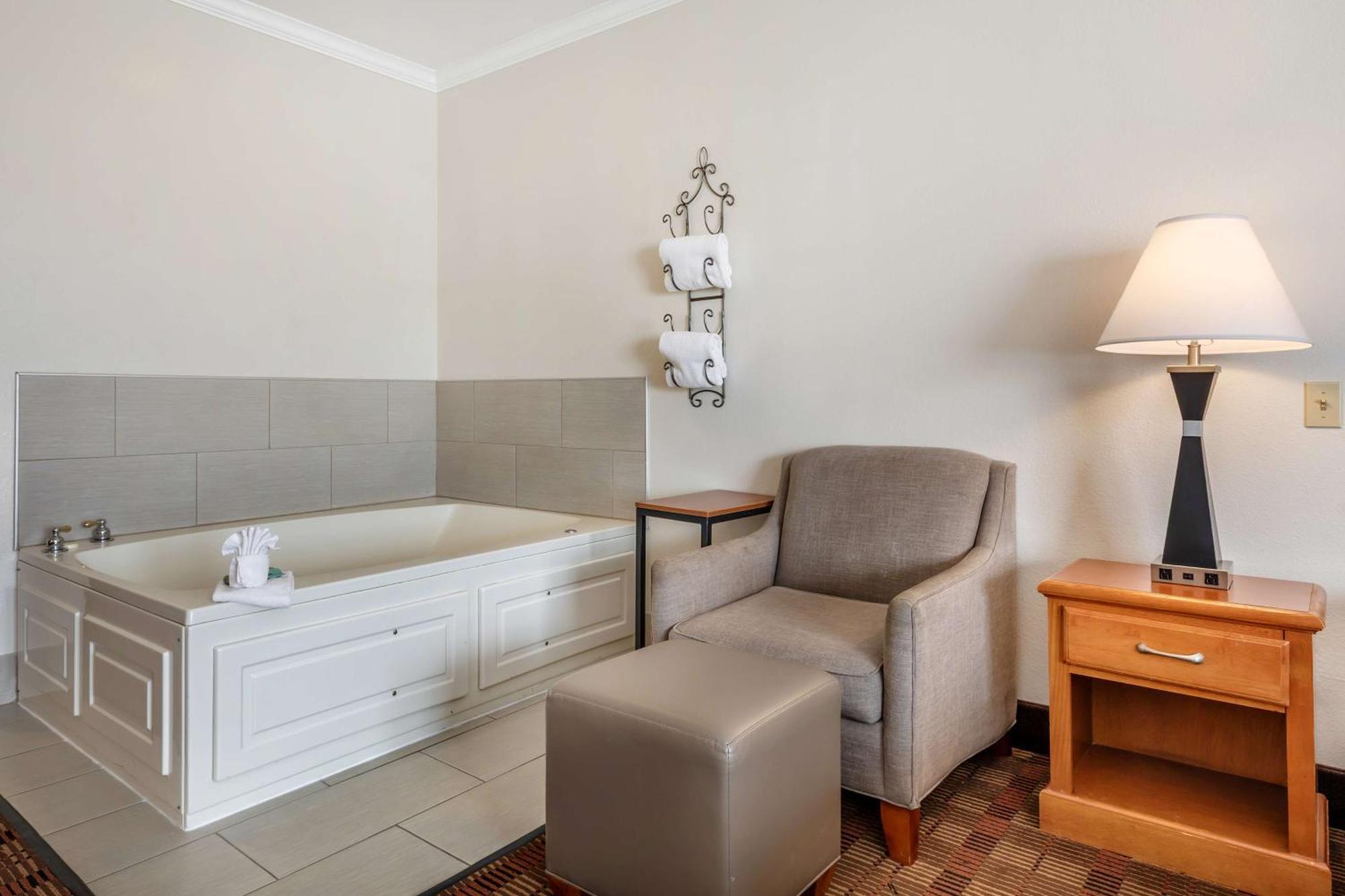 Best Western Club House Inn & Suites Mineral Wells Dış mekan fotoğraf